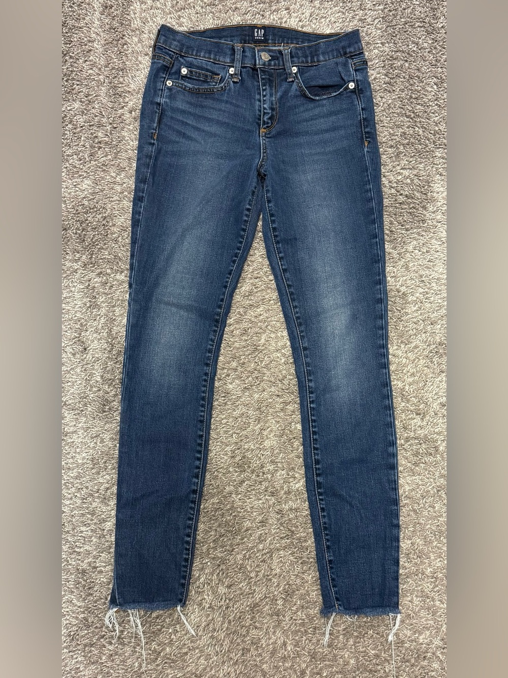 EUC Women’s Gap True Skinny Jeans, Size 27r, Stretch